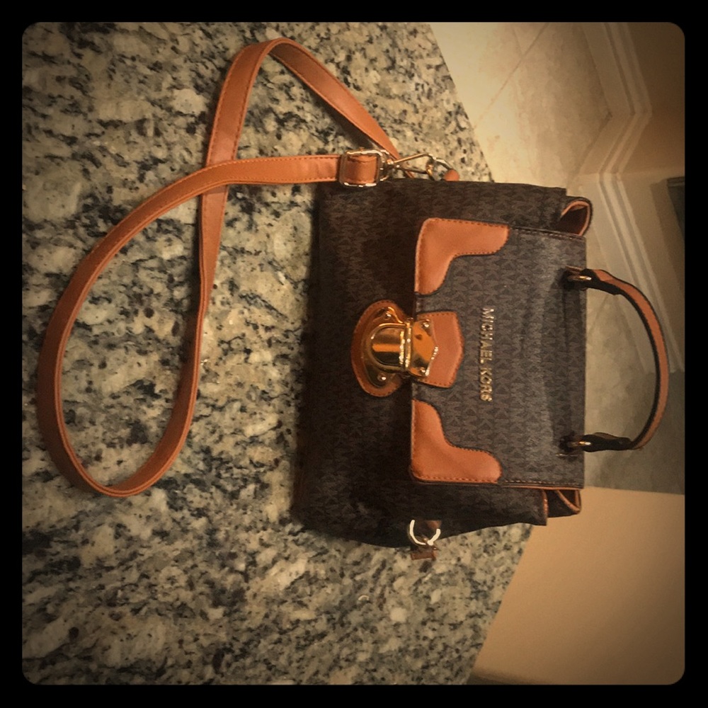 Micheal Kors Purse